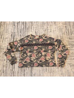 NEW "Enough About Me" women's medium camo Boutique crop top sweater MSRP $60